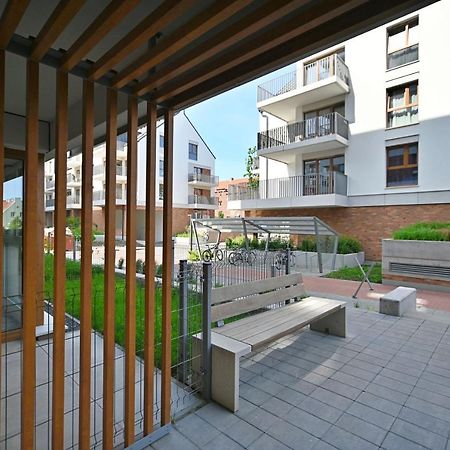 Beige 3City Apartment With Parking In Gdansk By Noclegi Renters Eksteriør bilde