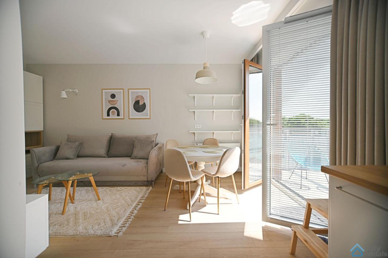 Beige 3City Apartment With Parking In Gdansk By Noclegi Renters Eksteriør bilde