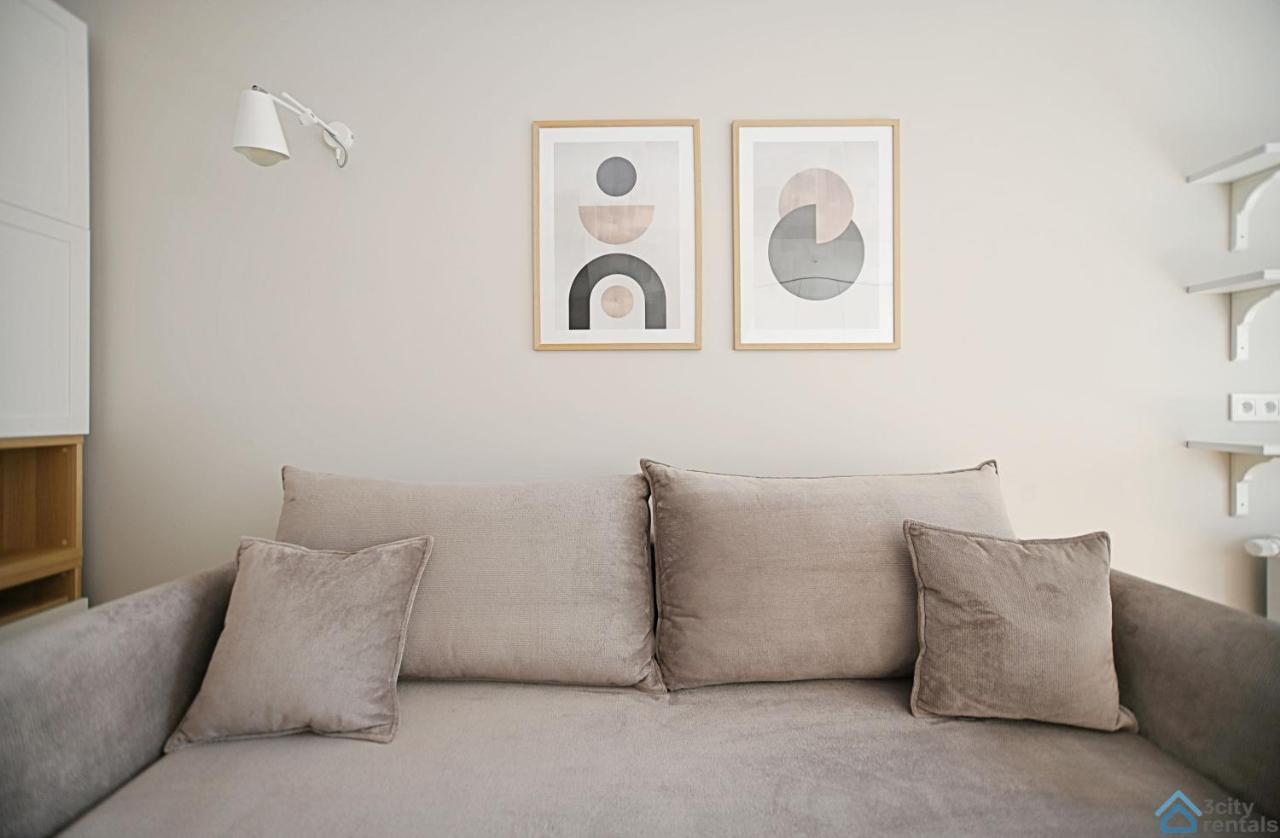 Beige 3City Apartment With Parking In Gdansk By Noclegi Renters Eksteriør bilde