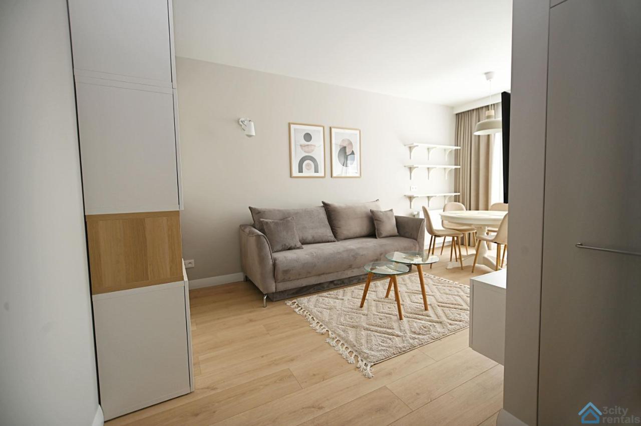 Beige 3City Apartment With Parking In Gdansk By Noclegi Renters Eksteriør bilde