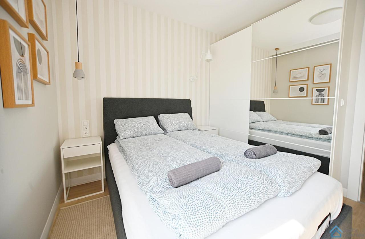 Beige 3City Apartment With Parking In Gdansk By Noclegi Renters Eksteriør bilde